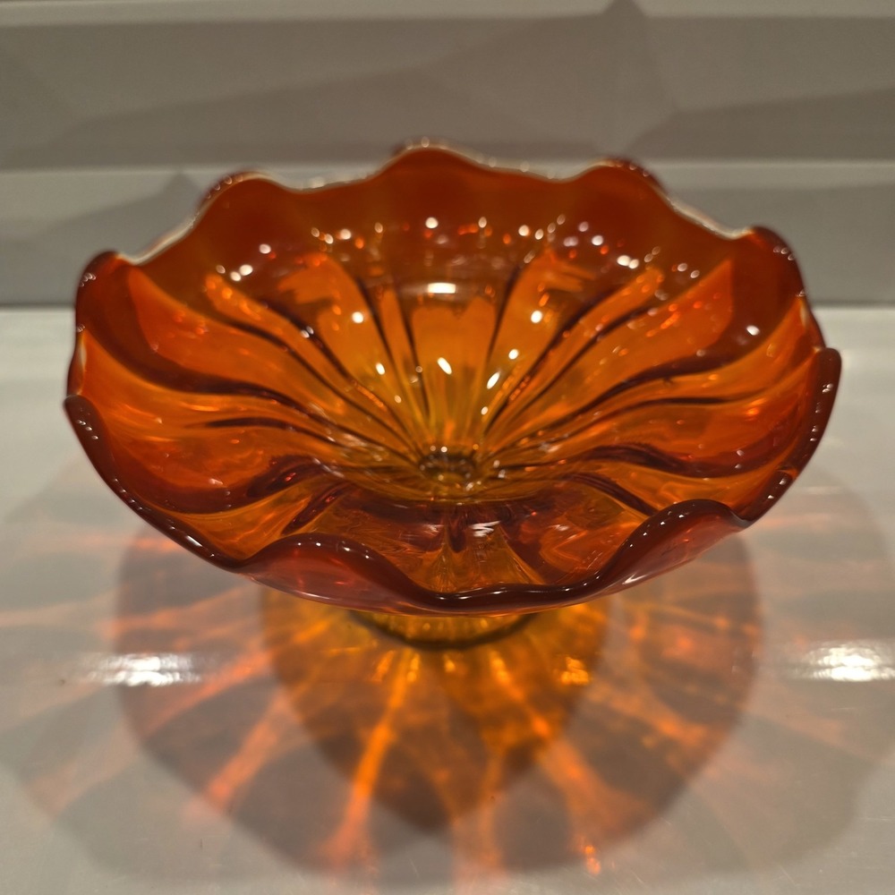 LE SMITH Glass Amberina Red Orange Petal Footed Dish Vintage‎